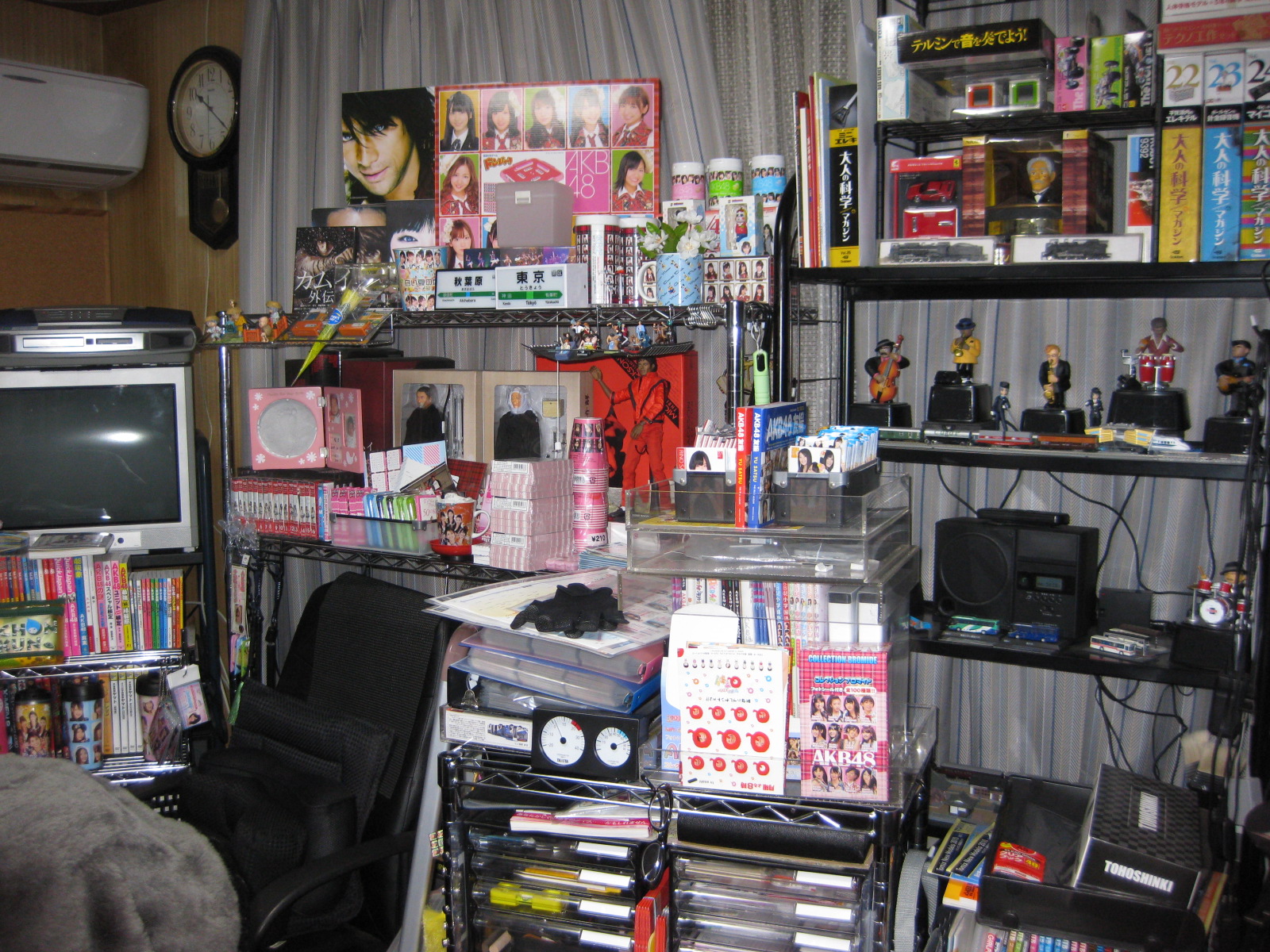 コレクションがたくさん「遺品整理」 | 遺品整理ネクスト｜遺品整理