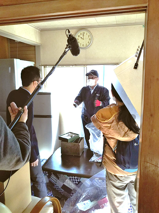 東京都武蔵野市の一軒家でお亡くなりになった高齢女性の孤独死現場を遺品整理ネクストが遺品整理いたしました。NHK報道陣の取材協力も兼ねて、しっかりと最後までご対応をさせていただきました。